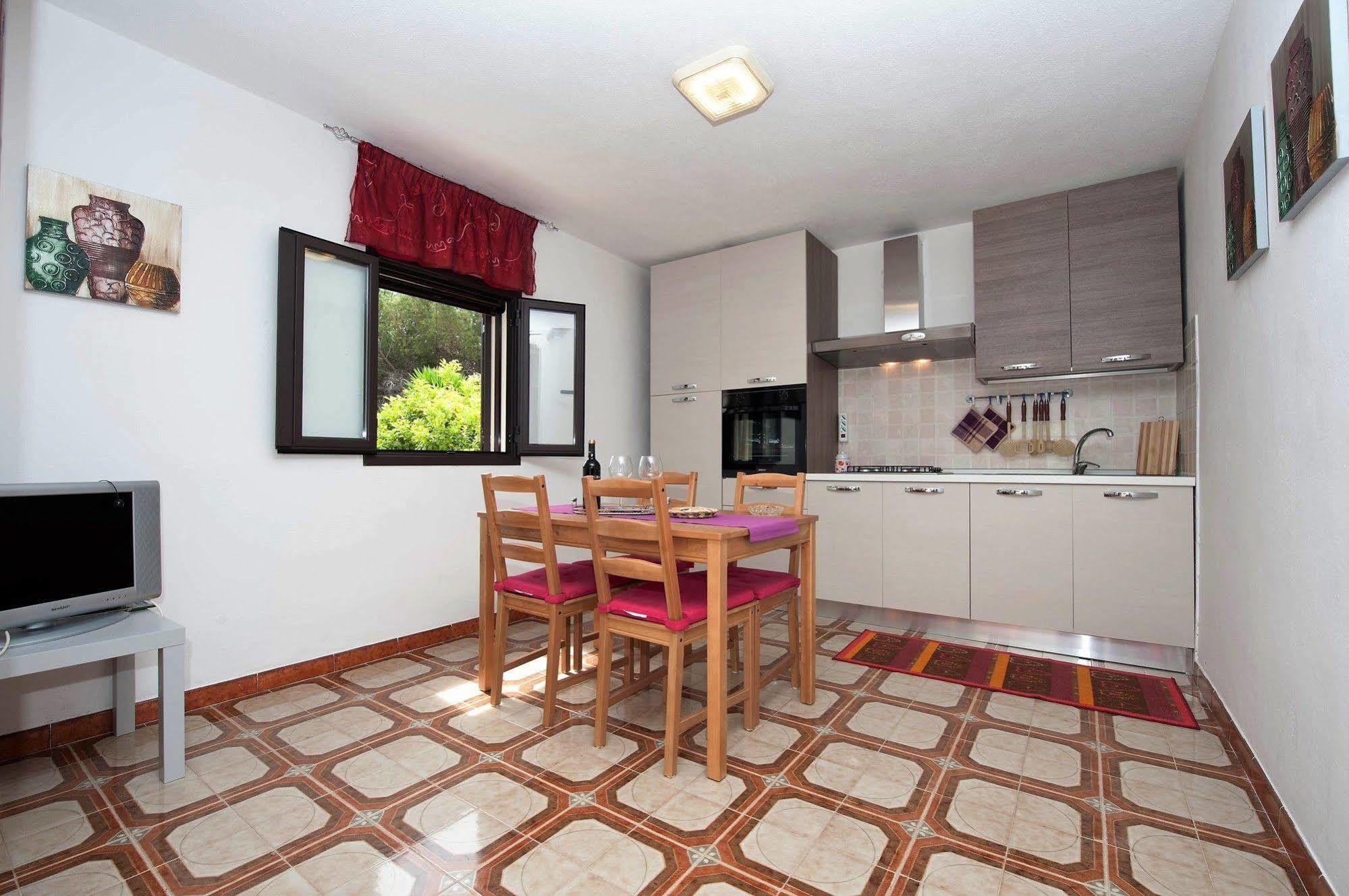 Anthiros Affitti Brevi Appartement Arenella  Buitenkant foto